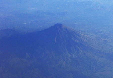 02_volcano